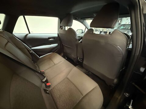 Toyota Corolla 1.8 Corolla Icon Tech VVTi HEV CVT 5dr 34