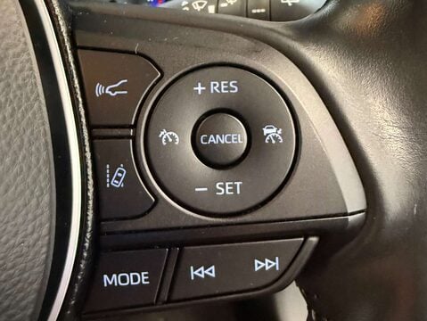 Toyota Corolla 1.8 Corolla Icon Tech VVTi HEV CVT 5dr 18