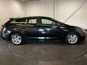 Toyota Corolla 1.8 Corolla Icon Tech VVTi HEV CVT 5dr 7