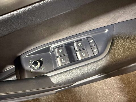 Audi Q5 2.0 Q5 S Line 40 TDI Quattro Semi-Auto 4WD 5dr 14