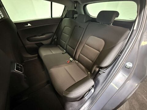 Kia Sportage 1.6 Sportage 2 ISG 5dr 39