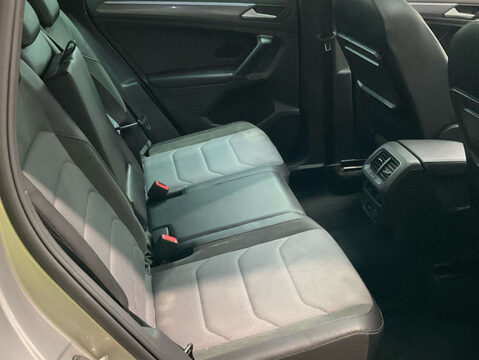 Volkswagen Tiguan 2.0 Tiguan R-Line Tech TDI 4Motion DSG 4WD 5dr 11