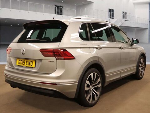 Volkswagen Tiguan 2.0 Tiguan R-Line Tech TDI 4Motion DSG 4WD 5dr 4