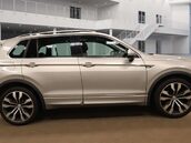 Volkswagen Tiguan 2.0 Tiguan R-Line Tech TDI 4Motion DSG 4WD 5dr 6