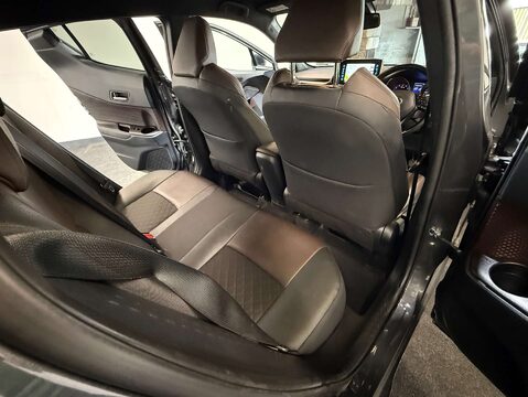 Toyota C-HR 1.2 C-HR Excel 5dr 35