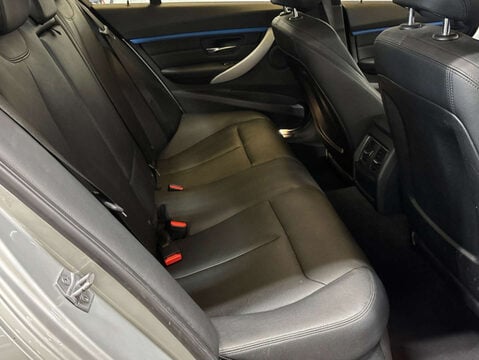 BMW 3 Series 2.0 320I M Sport Auto 4dr 11