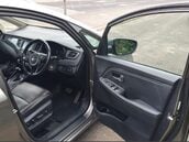 Kia Carens 1.7 Carens 3 CRDi ISG Semi-Auto 5dr 5