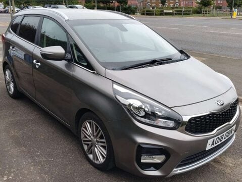 Kia Carens 1.7 Carens 3 CRDi ISG Semi-Auto 5dr 1