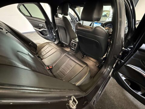 BMW 3 Series 2.0 330E M Sport Auto 4dr 37