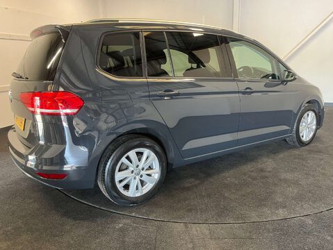 Volkswagen Touran 2.0 Touran SE Family TDI Semi-Auto 5dr 5