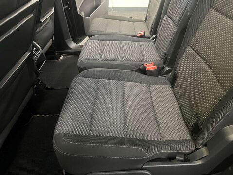 Volkswagen Touran 2.0 Touran SE Family TDI Semi-Auto 5dr 47