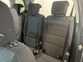 Volkswagen Touran 2.0 Touran SE Family TDI Semi-Auto 5dr 45