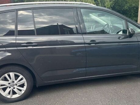 Volkswagen Touran 2.0 Touran SE Family TDI Semi-Auto 5dr