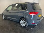 Volkswagen Touran 2.0 Touran SE Family TDI Semi-Auto 5dr 3