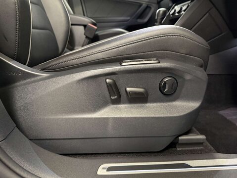 Volkswagen Tiguan 1.5 TSI EVO SEL DSG Euro 6 (s/s) 5dr 36