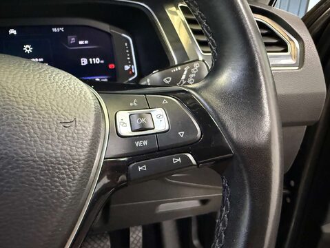 Volkswagen Tiguan 1.5 TSI EVO SEL DSG Euro 6 (s/s) 5dr 22