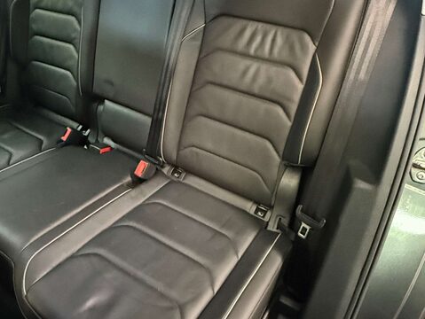 Volkswagen Tiguan 1.5 TSI EVO SEL DSG Euro 6 (s/s) 5dr 26