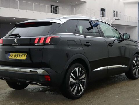 Peugeot 3008 1.2 3008 GT Line Premium PureTech S/S Auto 5dr 4