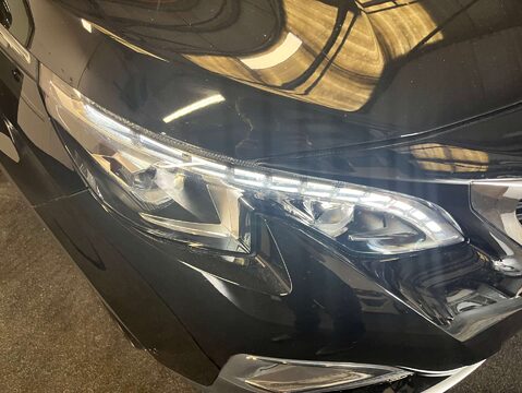 Peugeot 3008 1.2 3008 GT Line Premium PureTech S/S Auto 5dr 57