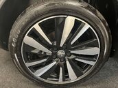 Peugeot 3008 1.2 3008 GT Line Premium PureTech S/S Auto 5dr 37