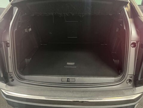 Peugeot 3008 1.2 3008 GT Line Premium PureTech S/S Auto 5dr 38
