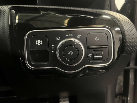 Mercedes-Benz A Class 1.3 A 200 AMG Line 5dr 18