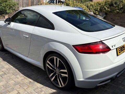 Audi TT 1.8 TT S Line TFSI 3dr 5