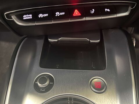 Audi TT 1.8 TT S Line TFSI 3dr 26