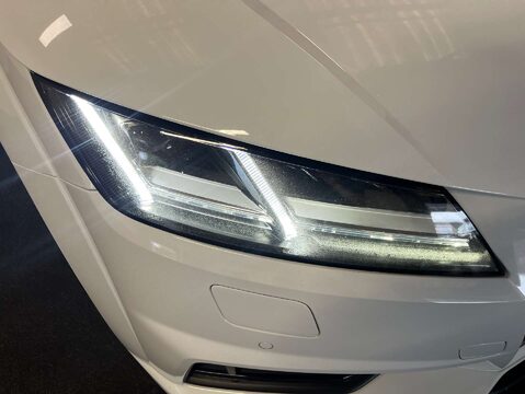Audi TT 1.8 TT S Line TFSI 3dr 40