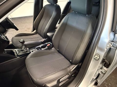 Vauxhall Corsa 1.2 Corsa Elite Edition T 5dr 36