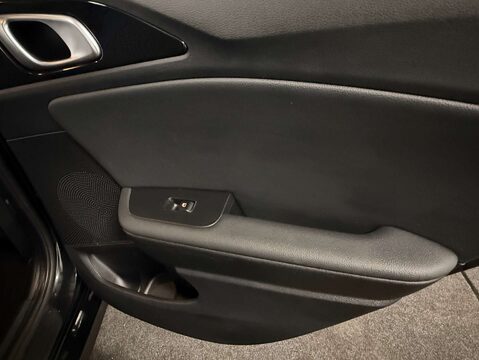 Kia Ceed 1.5 Ceed 3 ISG 5dr 36