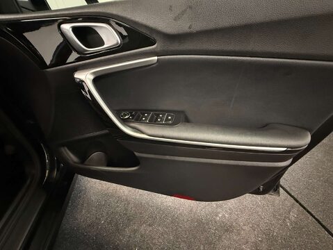 Kia Ceed 1.5 Ceed 3 ISG 5dr 16