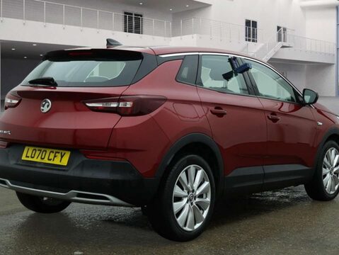 Vauxhall Grandland X 1.2 Grandland X Elite Nav T Auto 5dr 4