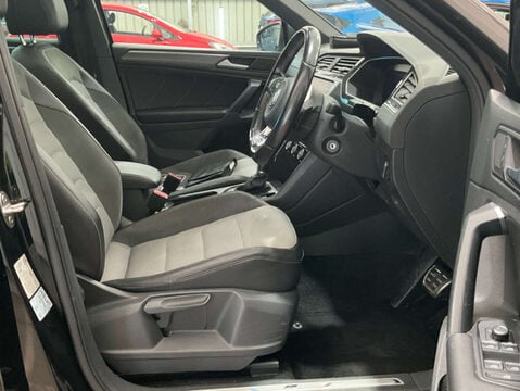 Volkswagen Tiguan 2.0 Tiguan R-Line TDI DSG 5dr 10