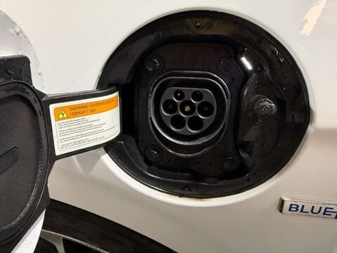 Hyundai IONIQ 1.6 IONIQ Premium SE PHEV Semi-Auto 5dr 61