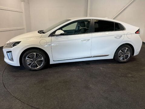 Hyundai IONIQ 1.6 IONIQ Premium SE PHEV Semi-Auto 5dr 2