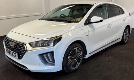 Hyundai IONIQ 1.6 IONIQ Premium SE PHEV Semi-Auto 5dr