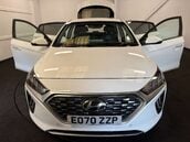 Hyundai IONIQ 1.6 IONIQ Premium SE PHEV Semi-Auto 5dr 8