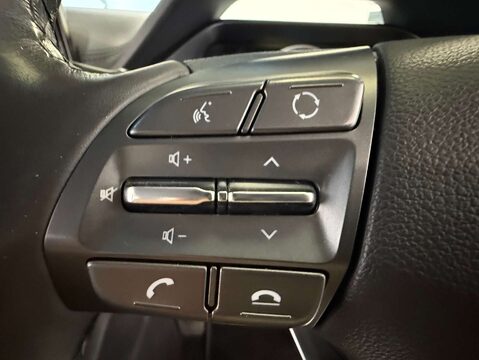 Hyundai IONIQ 1.6 IONIQ Premium SE PHEV Semi-Auto 5dr 22