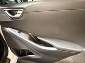 Hyundai IONIQ 1.6 IONIQ Premium SE PHEV Semi-Auto 5dr 38