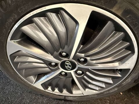 Hyundai IONIQ 1.6 IONIQ Premium SE PHEV Semi-Auto 5dr 62