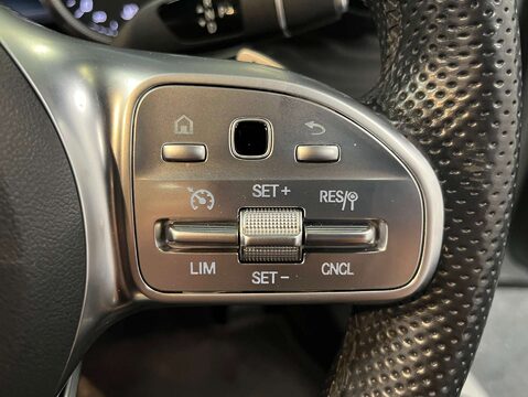 Mercedes-Benz E Class 2.0 E 220 D AMG Line Premium Auto 2dr 29