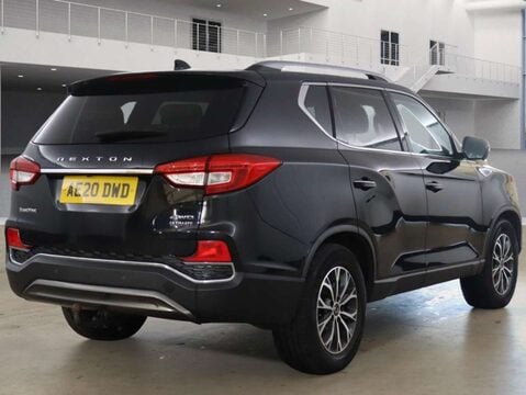 SsangYong Rexton 2.2 Rexton 7 Seats Ultimate Auto 4WD 5dr 4