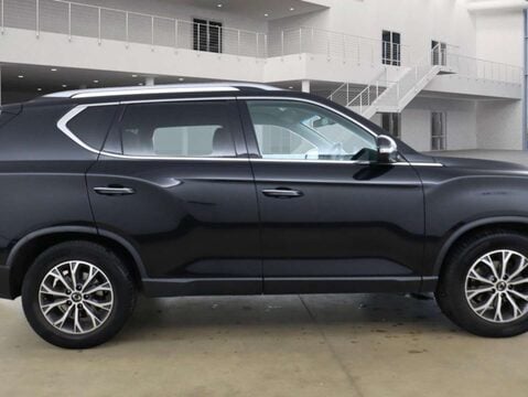 SsangYong Rexton 2.2 Rexton 7 Seats Ultimate Auto 4WD 5dr 6
