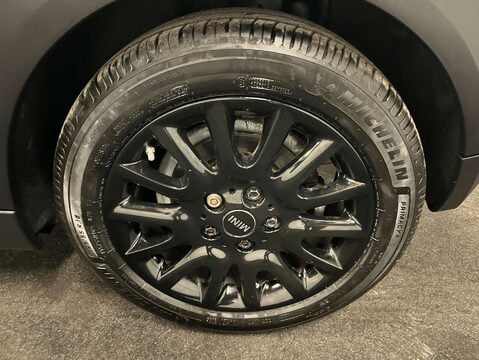 Mini Convertible 1.5 Cooper Classic 2dr 38