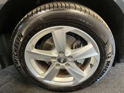 Audi Q2 1.0 Q2 Sport 30 TFSI 5dr 10