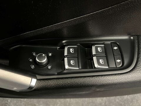 Audi Q2 1.0 Q2 Sport 30 TFSI 5dr 12