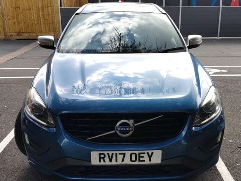 Volvo XC60 2.0 XC60 R-Design Luxury Nav T5 Auto 5dr 3