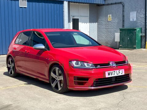 Volkswagen Golf 2.0 Golf R DSG 4WD 5dr 1