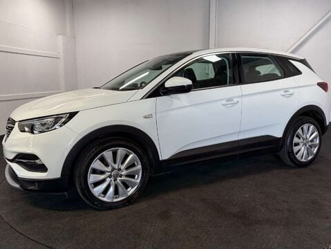 Vauxhall Grandland X 1.2 Grandland X Elite Nav T Auto 5dr 2